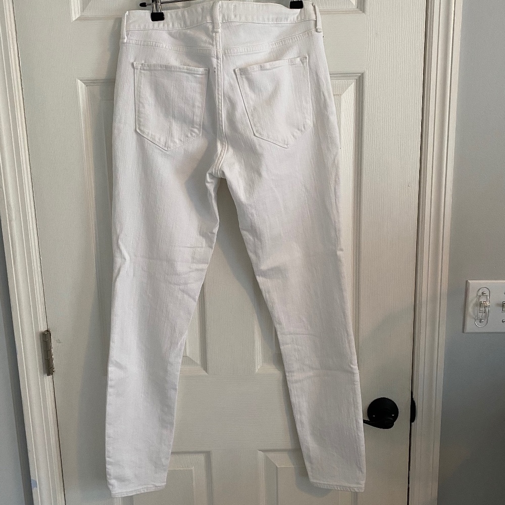 Abercrombie & Fitch - Mid-Rise Super Skinny Jeans
